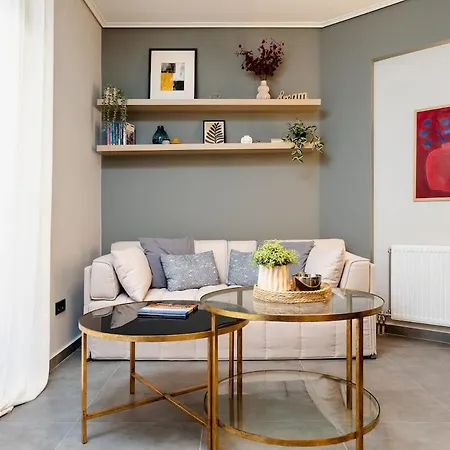 Stylish 1bd In Elliniko