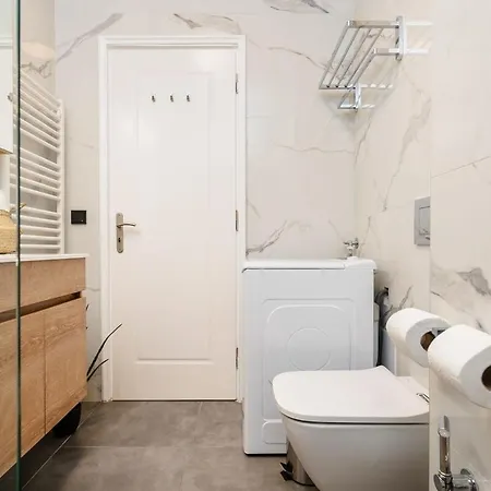 Stylish 1bd In Elliniko Athens